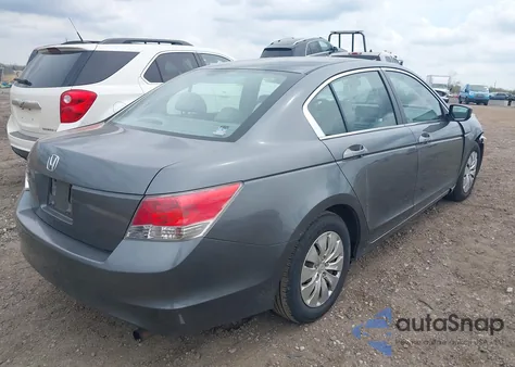 2010 Honda Accord 2.4 Lx z USA, uszkodzony, nr VIN 1HGCP2E33AA082116